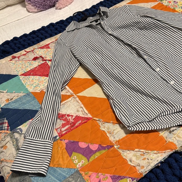 banana republic white and blue fitted button down / size 4 - Picture 3 of 3